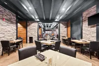 Cobblestone Hotel & Suites - Superior Duluth - breakfast