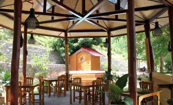 Baan Famui