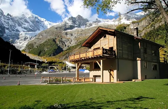 皇家高爾夫豪華酒店