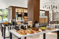 西雅圖機場希爾頓花園酒店 - 早餐