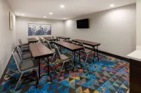 La Quinta Inn & Suites by Wyndham Houston NW Brookhollow