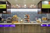 Home2 Suites by Hilton - Kansas City Airport - breakfast