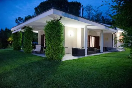 阿爾維尼亞諾 4 居別墅 - 附私人游泳池及設備完善花園