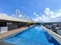 New and Homey Studio Apartment at Warhol (W/R) Residence Hotels in Kecamatan Semarang Selatan