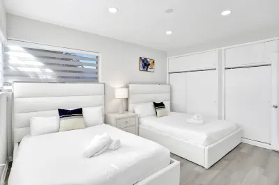 Bay Harbor Suites Hotels in Bay Harbor Islands