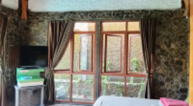 Villa the Ark Hot Spring Stone Sentul