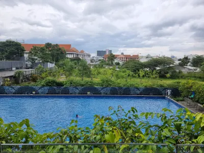Apartment Mewah Landmark Residence 3BR 96qm Hoteles en Dungus Cariang