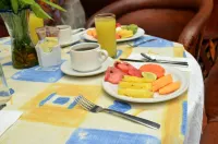 Howard Johnson by Wyndham Morelia Calle Real - Bữa sáng