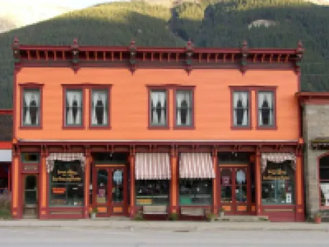 Smedley's Suites Hotels in Silverton