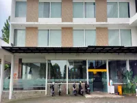 Neo Cempaka Hill Hotel