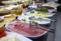 Canakkale Bogaz Hotel - فطور