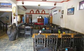 Shrestha Hotel & Restaurant