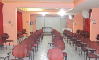 Tawfiqs Hotel - Housity