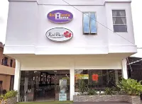 Richard's Home Hotels in Bansir Laut