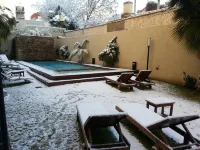 Villaggio Hotel Boutique - Pools