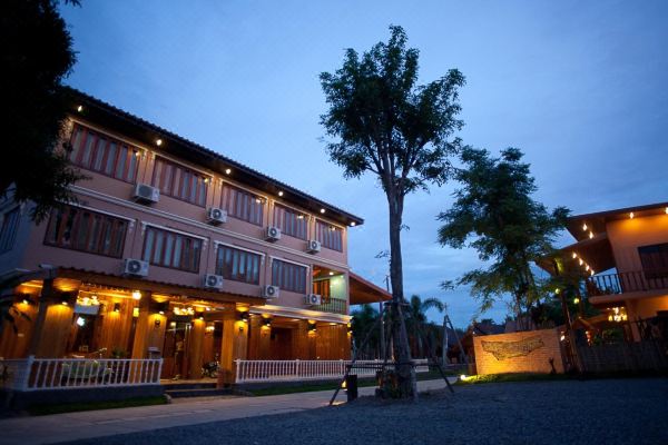 스리사왓 리조트(Srisawat Resort)_1