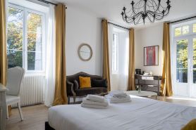 Chateau des Ayes - Chambres & Suites