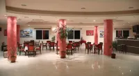 Hotel Sea Breeze - Baarit