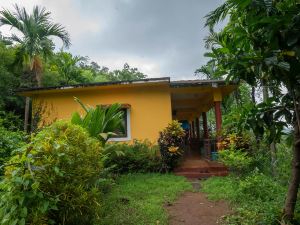 Valhalla Goa Farm - Rooms and Hostel