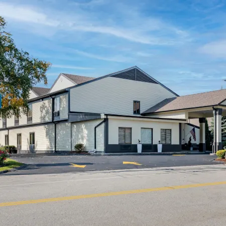 Clarion Inn