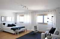 Panoramic Living Hotels in Sacavém e Prior Velho