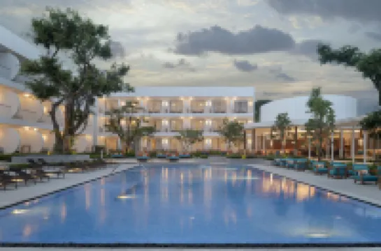 Avani Chaweng Samui Hotel & Beach Club