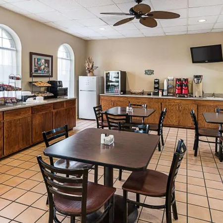 Rodeway Inn
