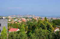Hillside Plaza Hotel - Mountain view