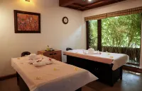 Gokulam Grand Resort & Spa, Kumarakom - spa