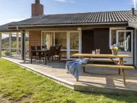 "Shalez" -  from the Sea