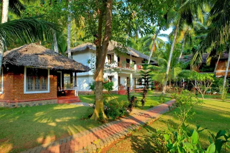 Abad Harmonia Ayurvedic Beach Resort
