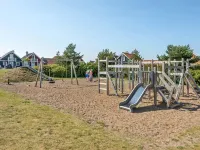 "Matleena" - 200m from the Sea Hotels in Brenderup