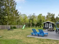 "Hardina" - 300m from the Sea Hotels in Martofte