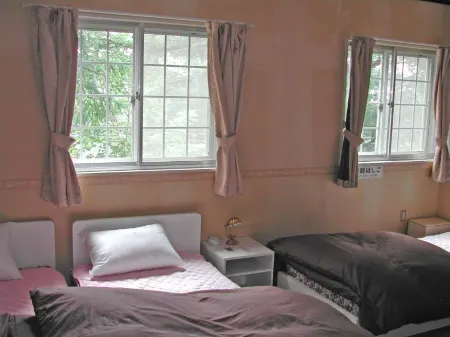 素泊り・Ｂ＆Ｂ 天空のライブハウス「ペンション ピラタス 2」