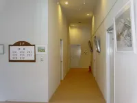 Petit Hotel White Wing