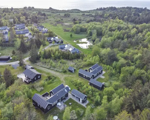 "Eireen" - 600m to the Fjord Hotels in Farso