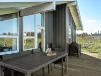 "Bothilda" - 660m from the Sea