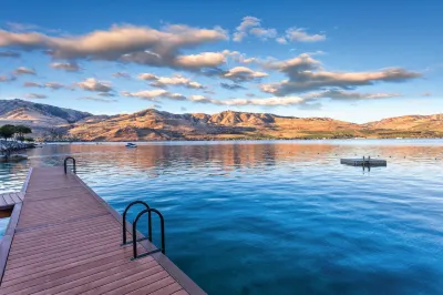 WorldMark Chelan - Lake House Các khách sạn gần Slidewaters