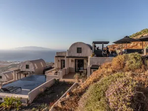Nimbus Santorini