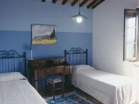 Linearis F - Homestays