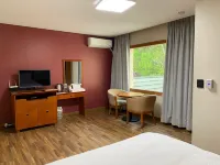 Hotel Chalet Hotels in Cheongyang-gun