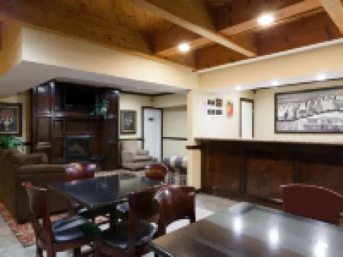 ซุปเปอร์ 8 บายวินด์แฮม ซาลลิซอว์ โรงแรมในSallisaw