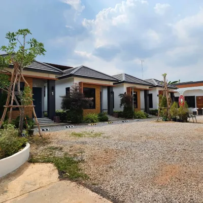 The P.J. House Resort @Renunakorn Hotels near Wat Phra That Phanom