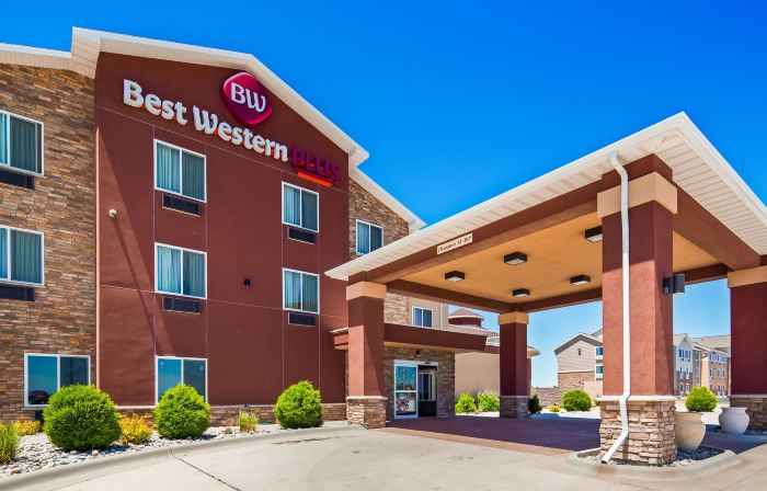 Best Western Plus Carousel Inn  Suites