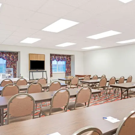 Microtel Inn & Suites by Wyndham Urbandale/Des Moines