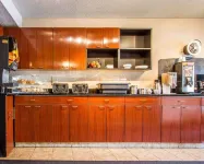 Econo Lodge Freeport - Brunswick Area - breakfast