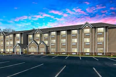 Microtel Inn & Suites by Wyndham Manchester Hotels near Garden Center at The Home Depot