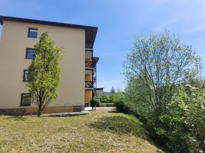 Slunecni stran IV Hotels near T-S 63 U potoka