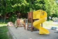 Adirondack Retreat Inn & Suites