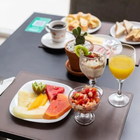 Ecco Hotel Fortaleza Отели рядом с достопримечательностью «Конгресс-центр Centro de Eventos do Ceara»